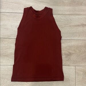Athleta Renew Seamless Razorback Ribbed Tank Top in maroon size Women’s Medium